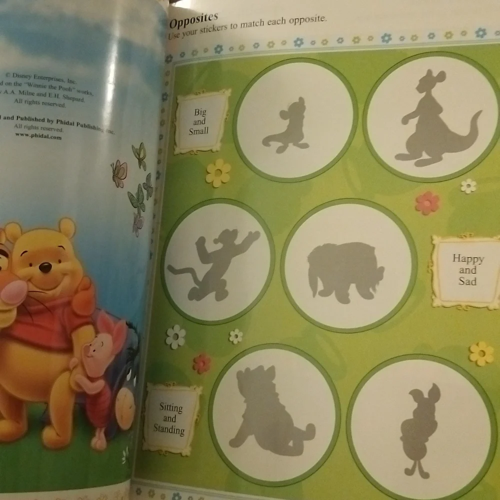 Disney Winnie The Pooh Sticker Book Treasury 2010 Collectible Ages 3+ COMPLETE